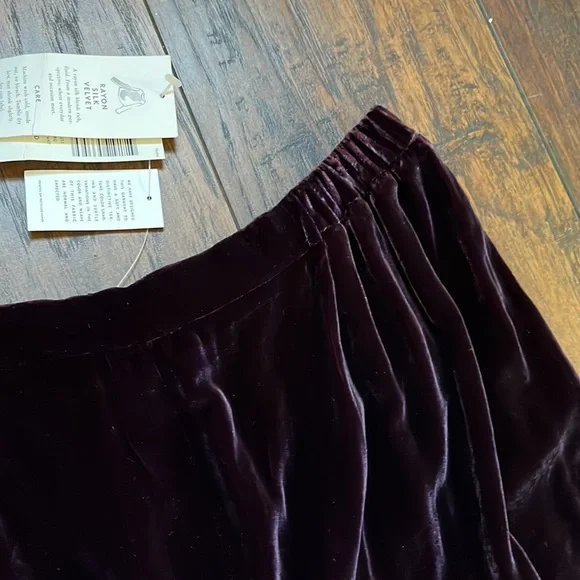 Eileen Fisher Purple Rayon/Silk Velvet Pants - Picture 4 of 7